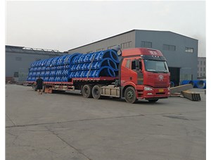 聯(lián)宇鋼模板發(fā)貨中